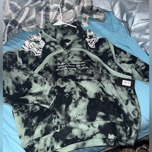 Darc Sport Green and Black Crew Neck Sweater